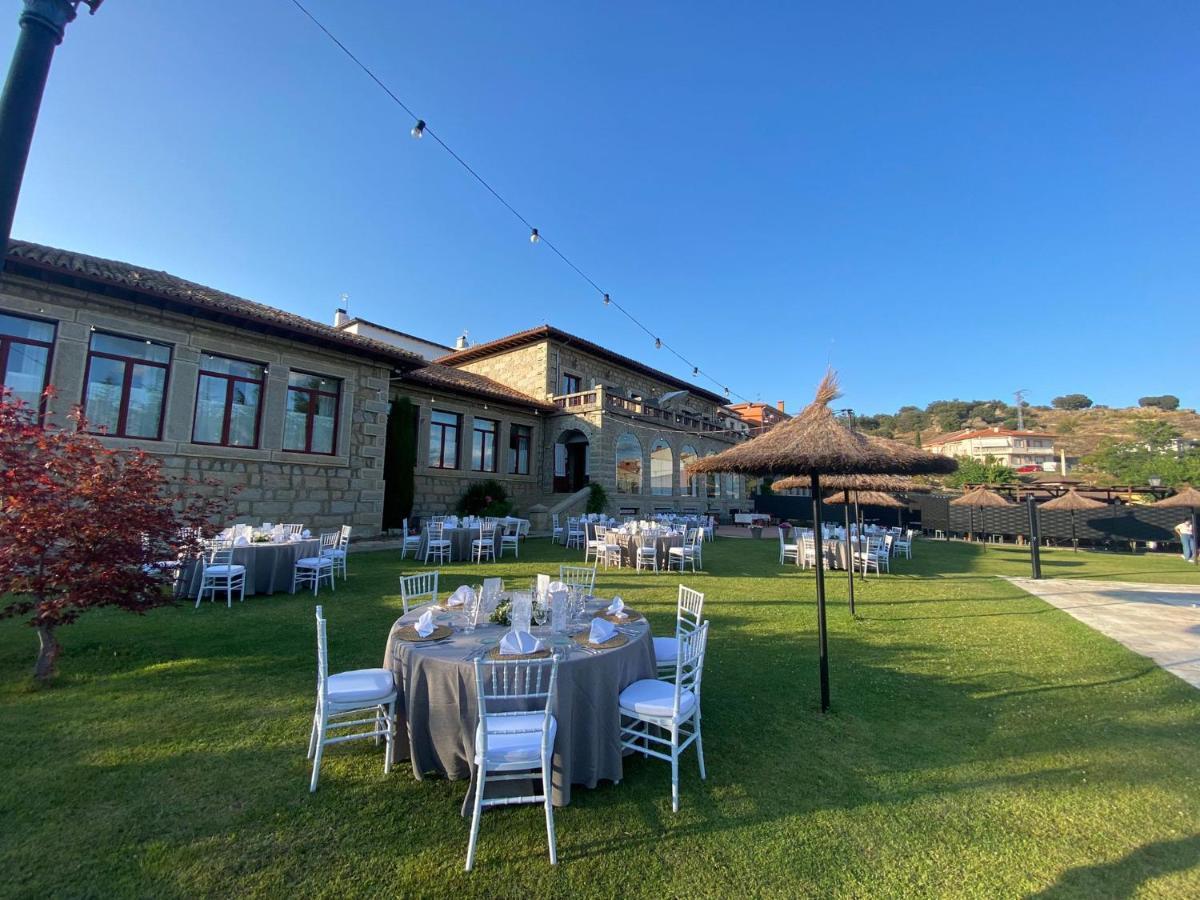 Posada Real Restaurante El Linar Del Zaire Burgohondo Exterior foto